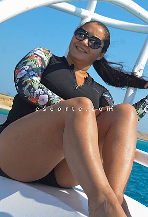 Alice - Girl escort Houilles