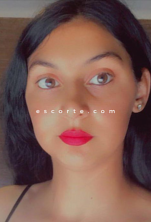 Andreea - Girl escort Valence