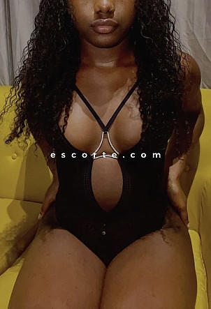 Xierra - Girl escort Lyon