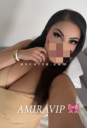 AmiraVIP - Girl escort Paris