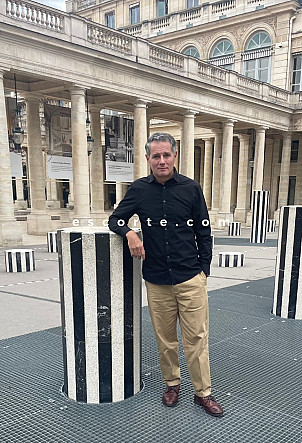 Camille - Males escort Biarritz