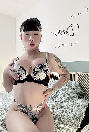 Lara - Transsexuels escort Saint-Denis