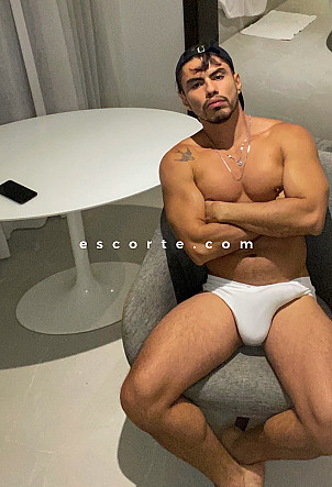 Rafael XXL - Males escort Paris