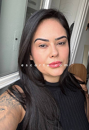 Bianca - Girl escort Paris