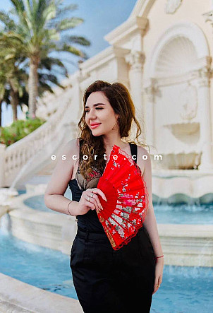 Kerry - Girl escort Paris