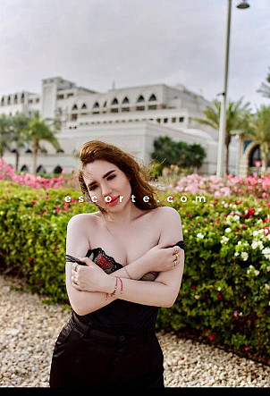 Kerry - Girl escort Paris