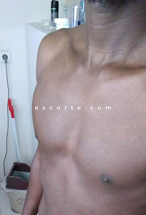 usam - Hommes escort Angers