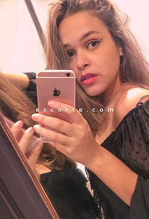 Zizianaa - Girl escort Nîmes