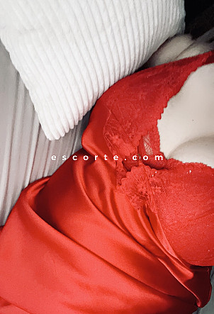 Emma344 - Girl escort Montpellier