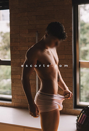 Eduardo Moretti - Hommes escort Paris