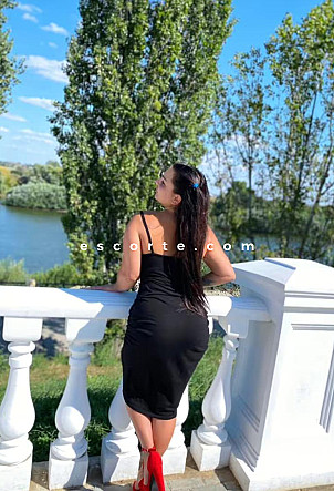 Marielleninan - Girl escort La Defense