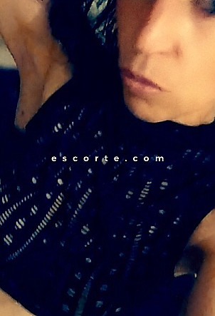 Ninounette - Girl escort Montpellier