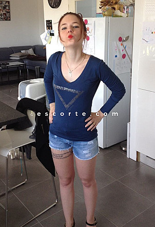 Sarah - Girl escort Lyon