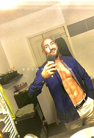 Emilio - Hommes escort Lyon