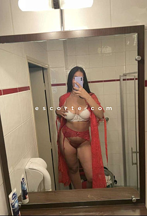 Aaliyah tigresse orientale - Girl escort Cannes