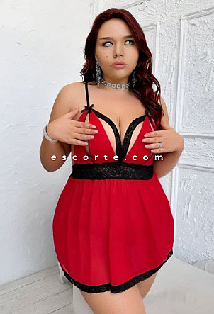 Sandra - Girl escort Paris