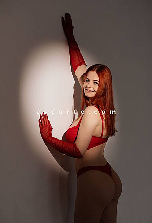 Kristina - Girl escort Paris