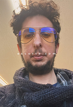 Marious90 - Hommes escort Alfortville