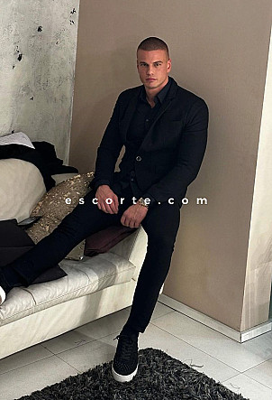 Alejandro - Hommes escort Strasbourg