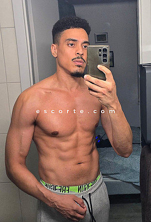 Dracoxxl - Hommes escort Paris