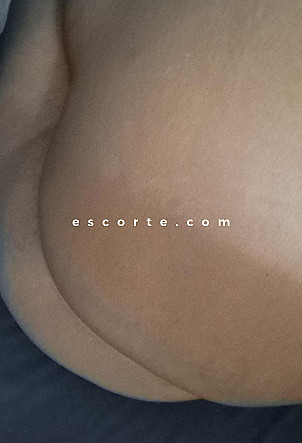 Doucemymy - Girl escort Chartres