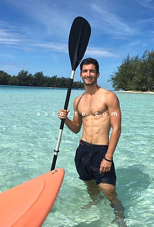 Neelix - Girl escort Nice