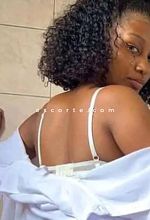 doucel - Girl escort Poitiers