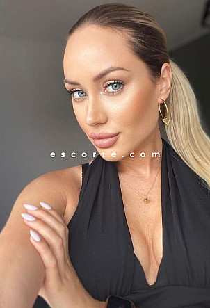 Angelika - Girl escort Lyon