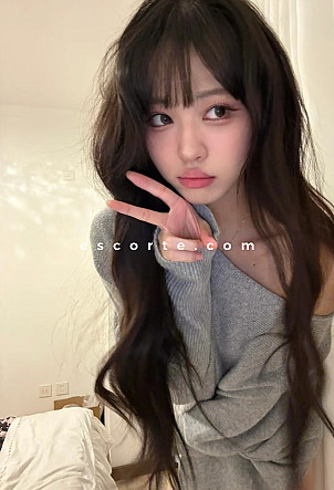 Vina38 - Girl escort Brest