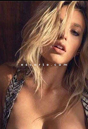 VikyPSE - Girl escort Lyon