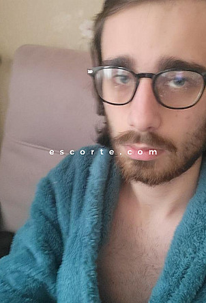 Arthuro - Hommes escort Laval