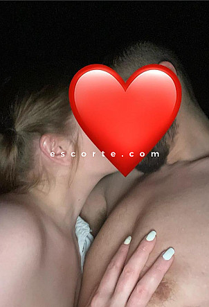 Couple59 - Girl escort Lille