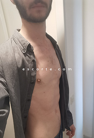 ClemntBoy - Males escort Bordeaux