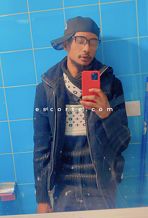 Spark - Hommes escort Avignon