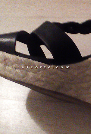 Anna - Girl escort Montpellier