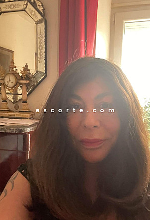 Berangere - Trans escort Paris