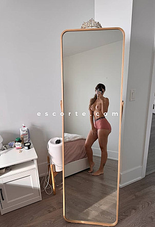 Alessandra - Girl escort Lille