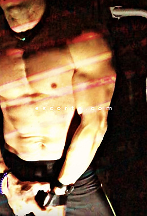 Ricardop - Hommes escort Aix-les-Bains