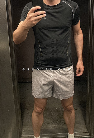 Slevin75 - Hommes escort Paris