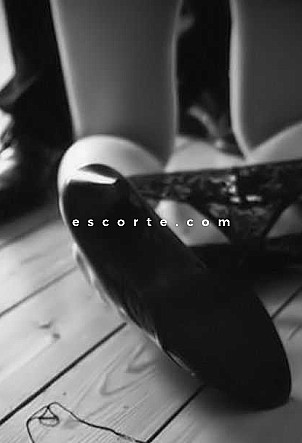 Amy - Girl escort Villefranche-sur-Saône