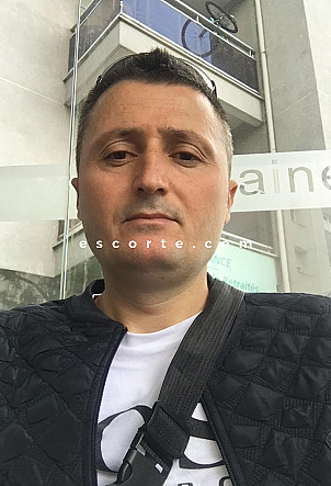 Mason84 - Hommes escort Paris