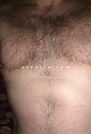 Romain - Hommes escort Bourgoin-Jallieu
