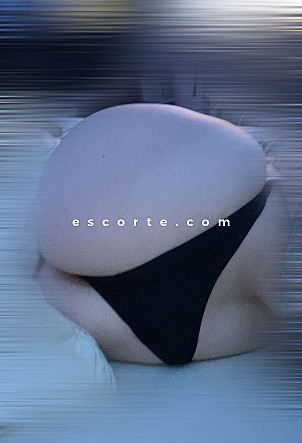 Lia - Girl escort Nancy
