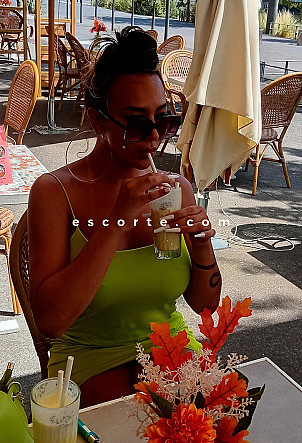 Trans tunisienne - Transsexuels escort Lyon