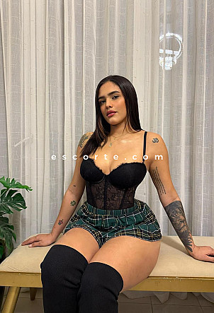 Estef - Girl escort Paris