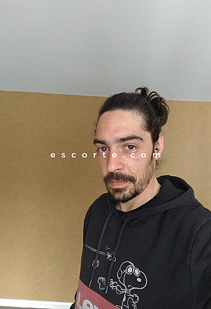 Sandro63 - Hommes escort Clermont-Ferrand