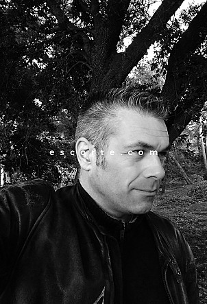 Azur06 - Hommes escort Cannes