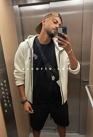 Guapoxl - Males escort Toulouse