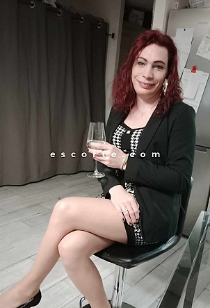 Juliadesirs - Girl escort Cagnes-sur-Mer