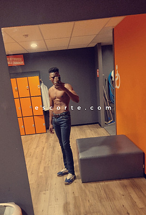 Ekko - Hommes escort Paris